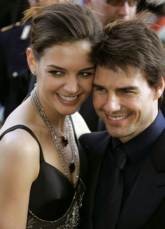Katie Holmes Nantikan Bayi Laki-laki?